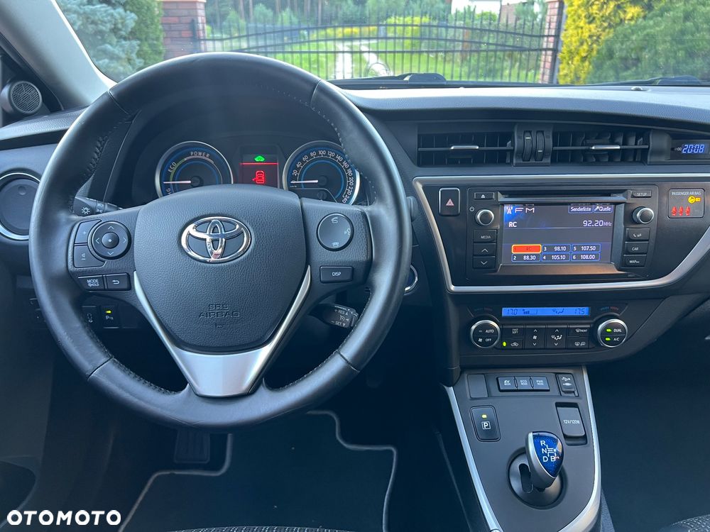 Toyota Auris - 25