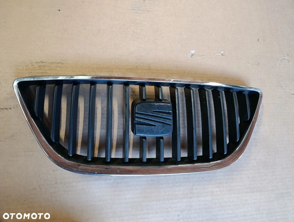 SEAT IBIZA IV 4 GRILL ATRAPA ZDERZAKA PRZÓD 6J0853651 - 1