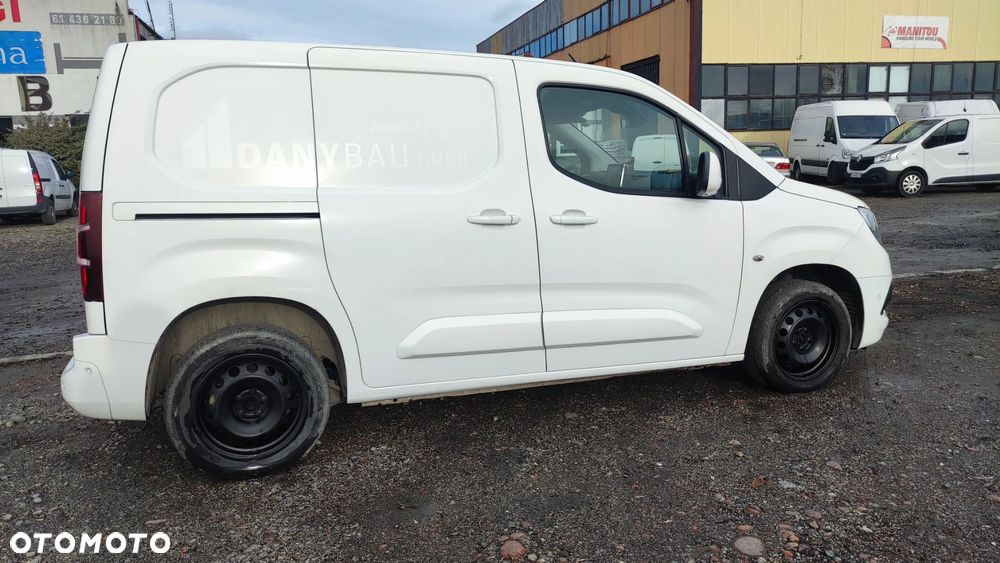 Opel Combo Life - 8