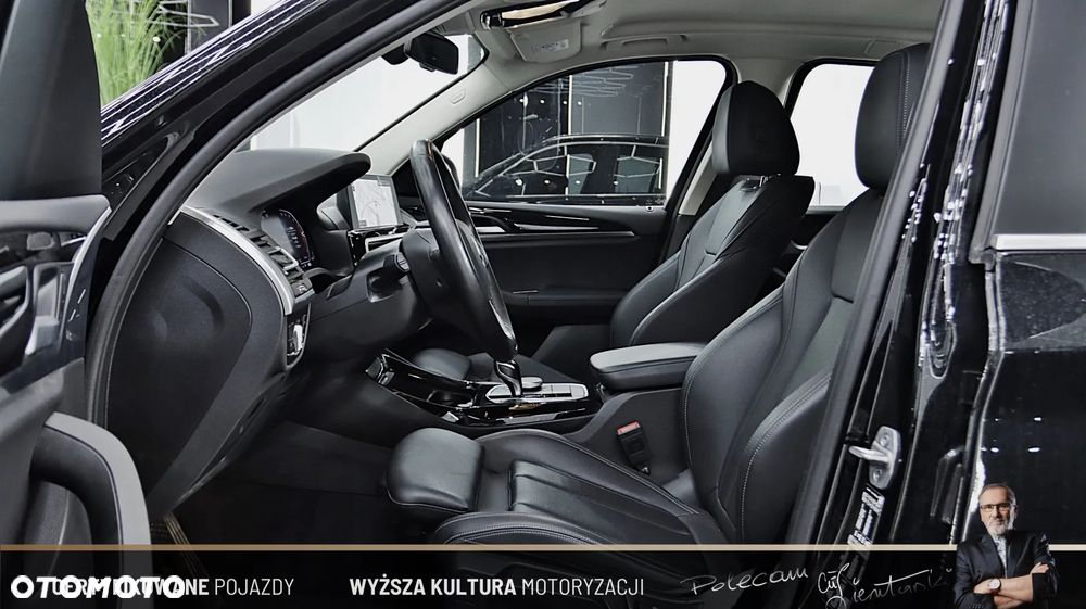 BMW X3 xDrive20i Luxury Line - 12