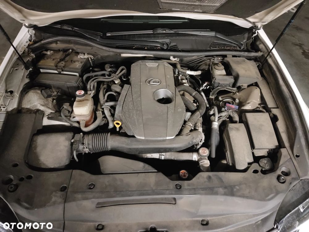 Lexus GS 200t / 300 Prestige - 21