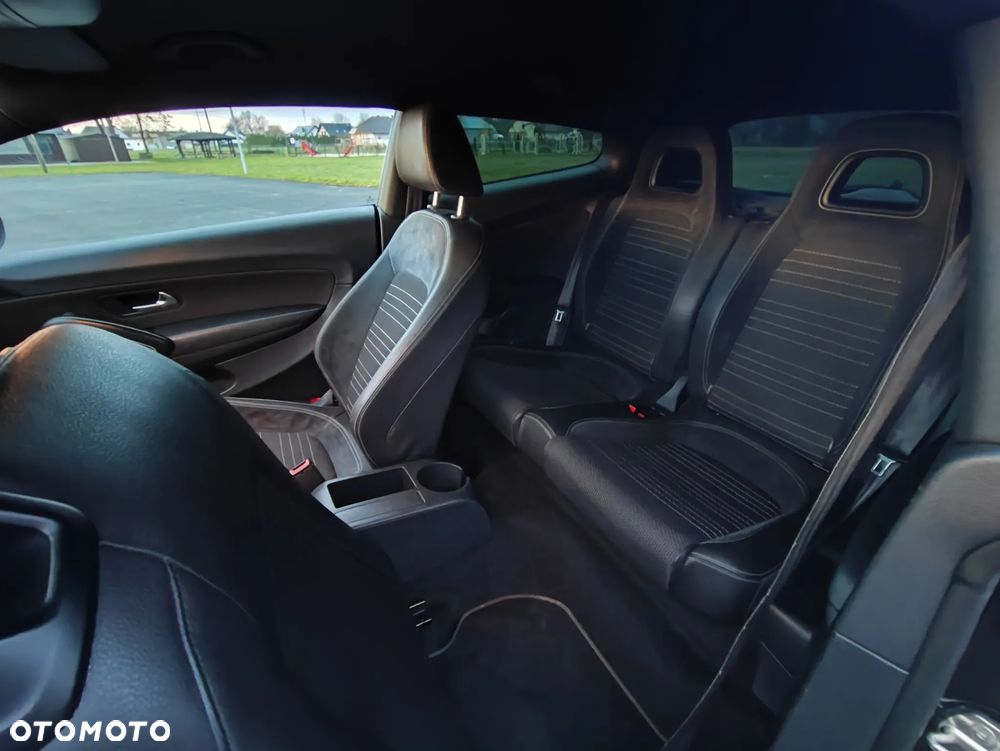 Volkswagen Scirocco 2.0 TSI - 21