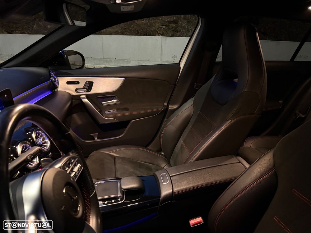 Mercedes-Benz A 200 AMG Line Aut. - 35