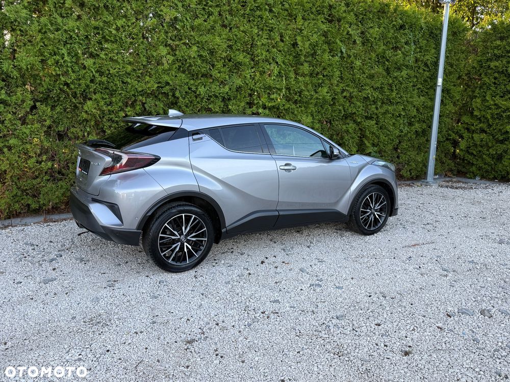 Toyota C-HR Business-Edition - 17