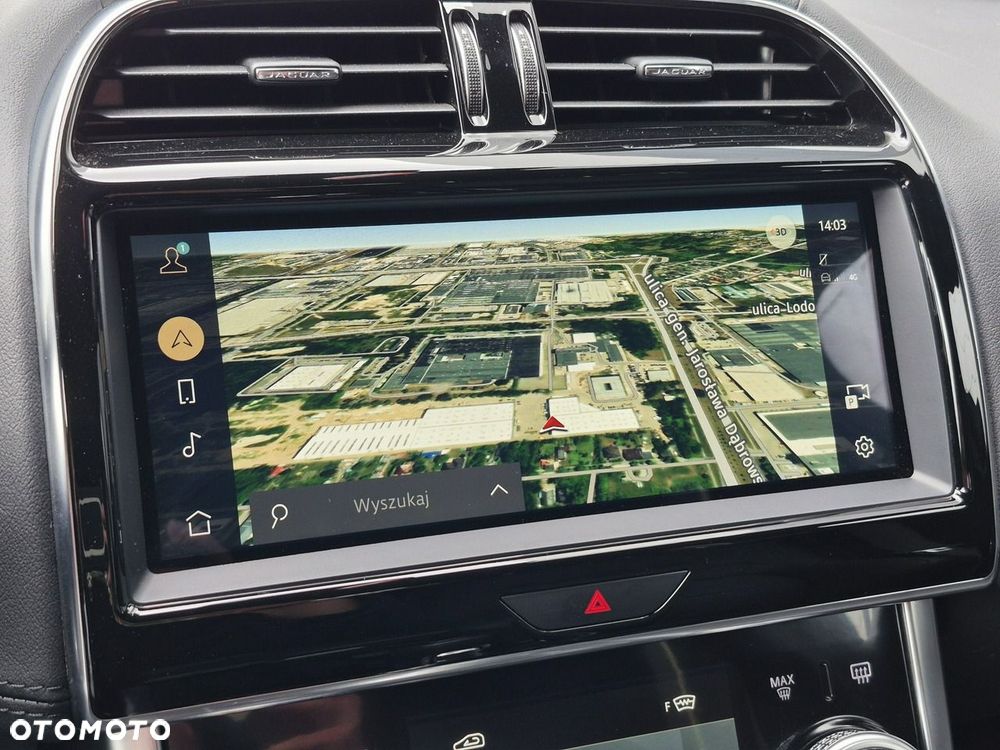 Jaguar XE D200 AWD SE - 33