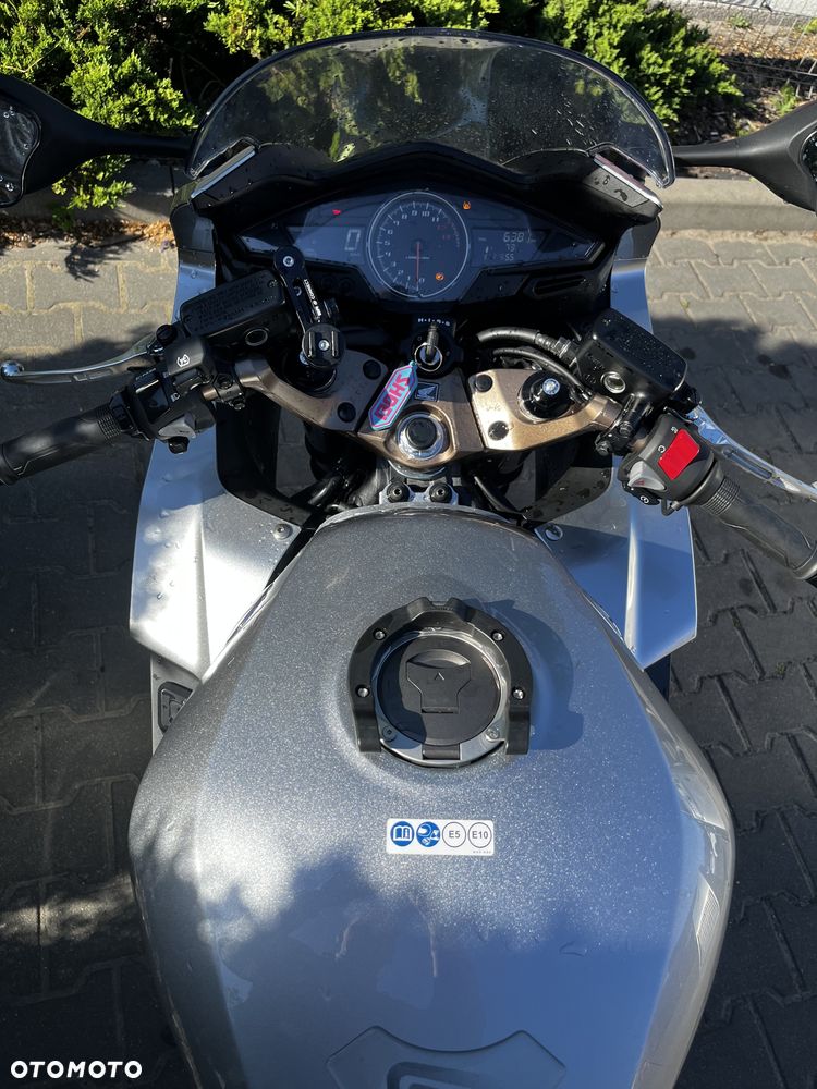 Honda VFR - 6
