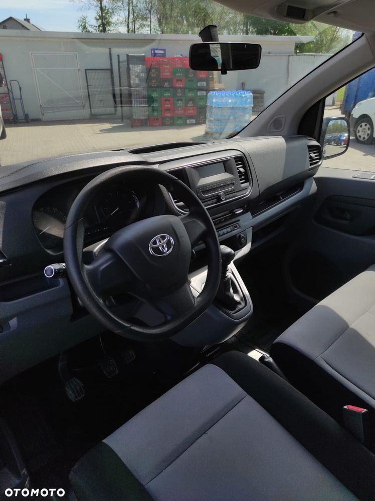 Toyota ProAce - 17