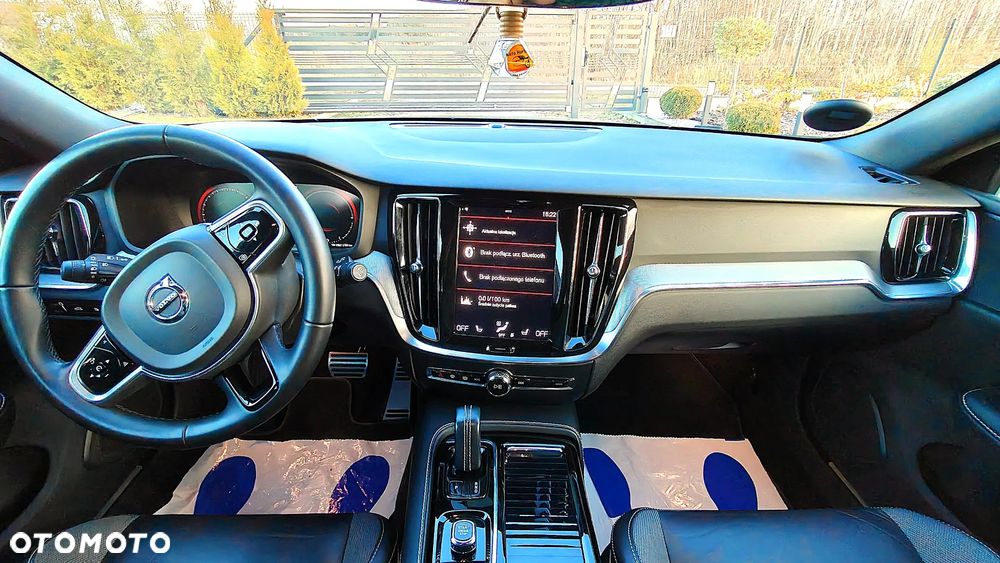 Volvo V60 T6 AWD Recharge Geartronic RDesign - 12