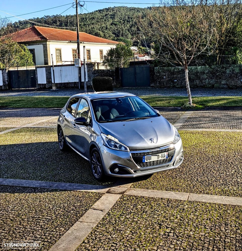 Peugeot 208 PureTech 110 Stop & Start Signature - 33