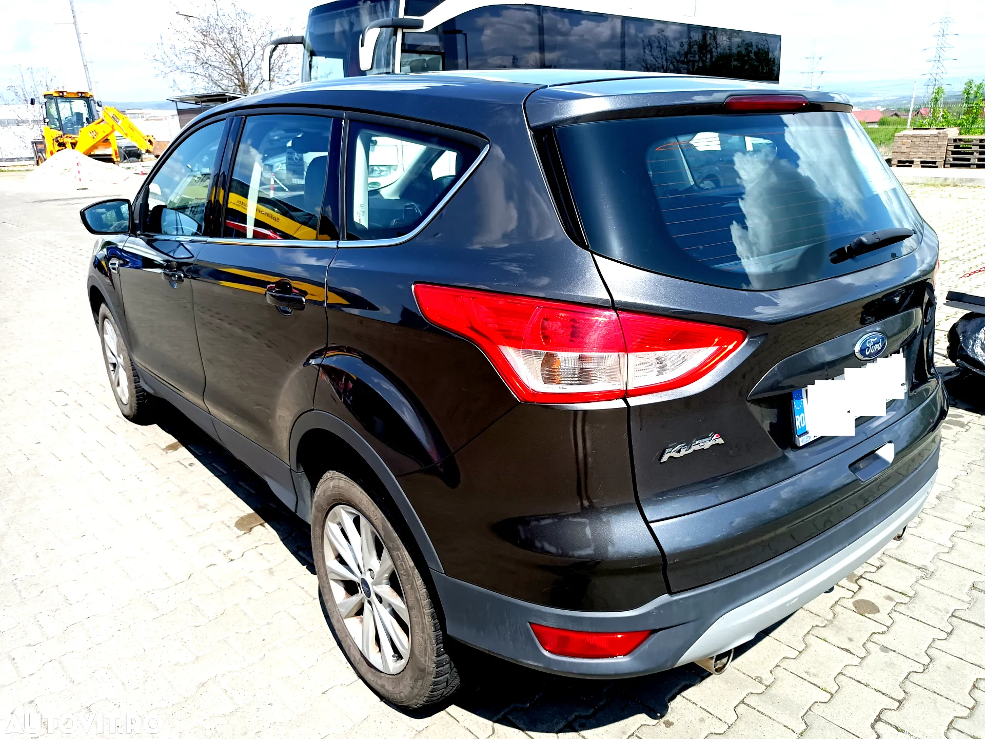 Ford Kuga 2.0 TDCi 2WD Titanium - 5