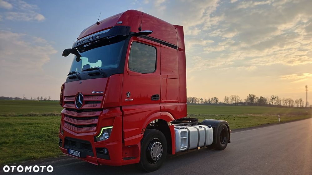 Mercedes-Benz Actros 2142 - 1