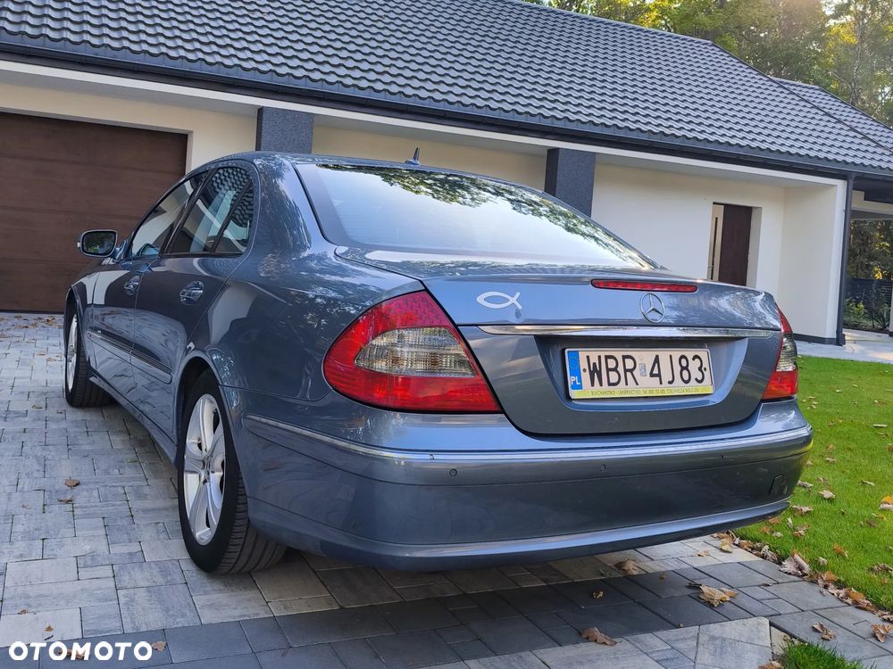 Mercedes-Benz Klasa E - 9