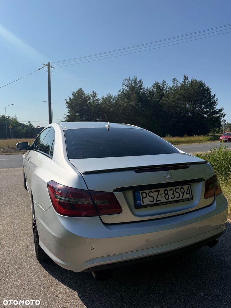 Mercedes-Benz Klasa E - 4