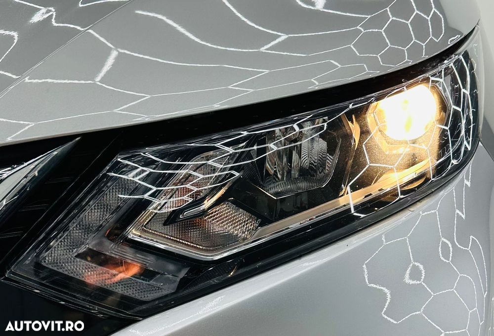 Nissan Qashqai 1.2 DIG-T Xtronic N-Vision - 10