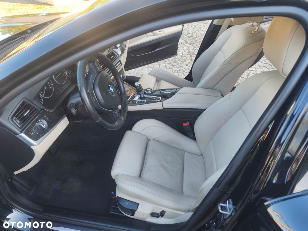 BMW Seria 5 520d - 16