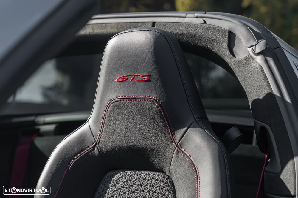 Porsche 911 (992) Targa 4 GTS - 23