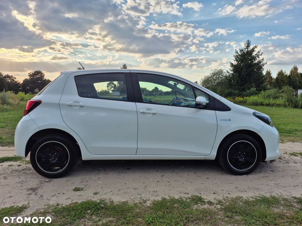 Toyota Yaris 1.5 VVT-i Style - 11