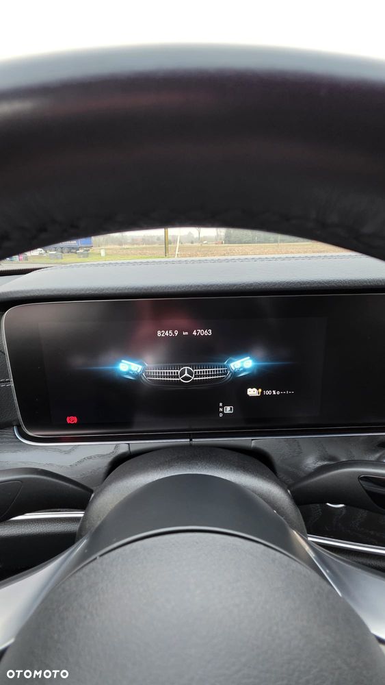 Mercedes-Benz Klasa E - 29