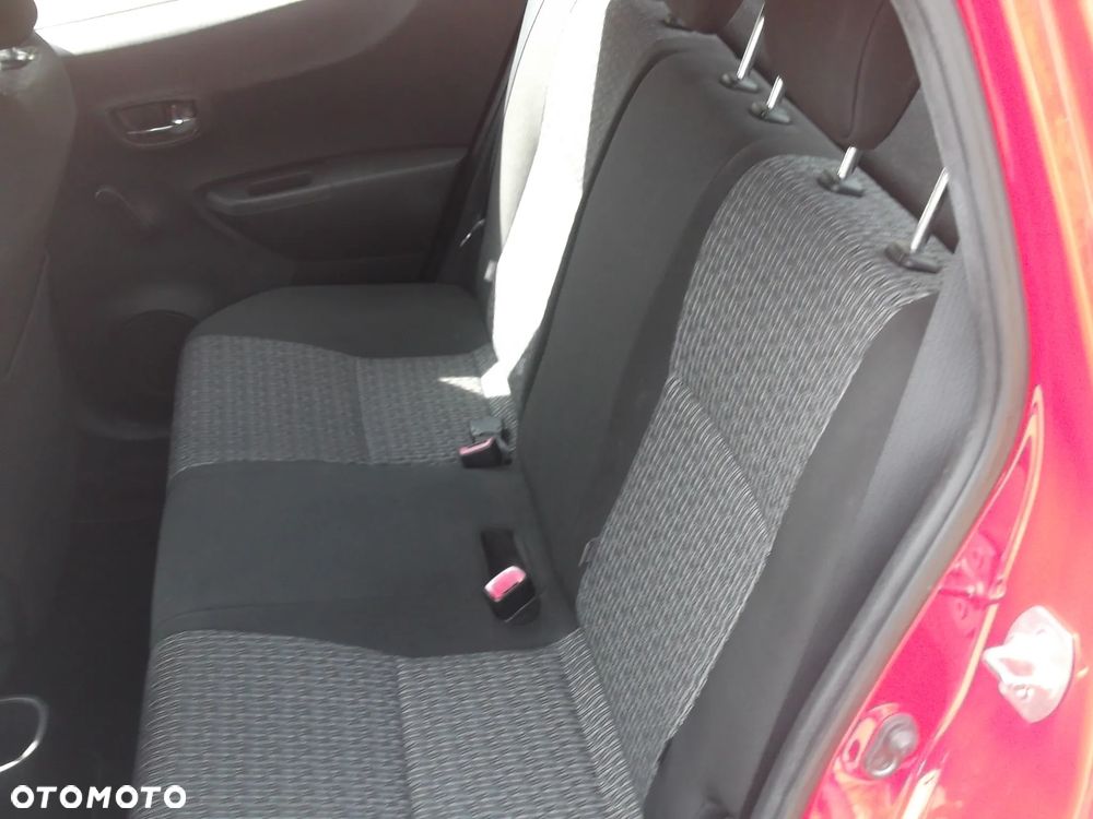 Toyota Yaris - 22
