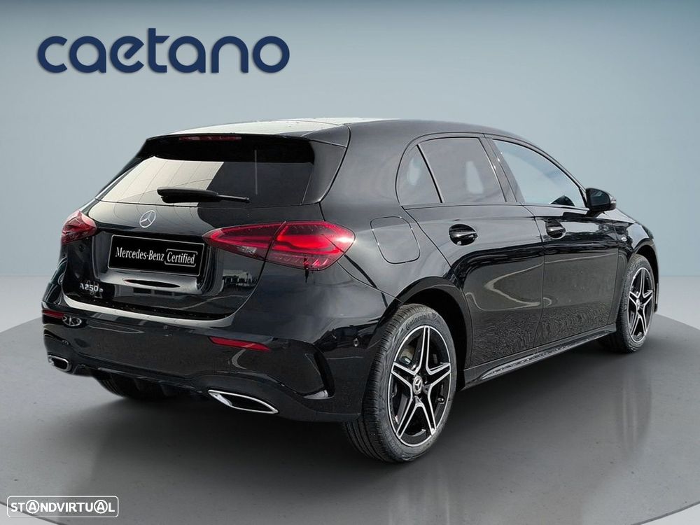 Mercedes-Benz A 250 e - 8