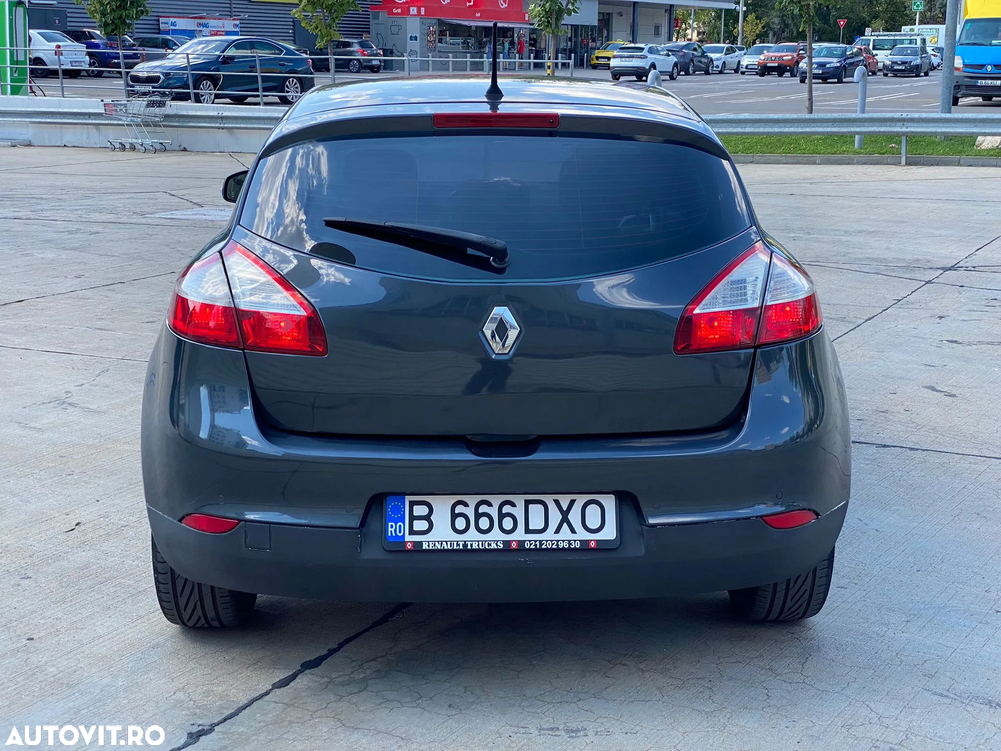 Renault Megane dCi 130 FAP Dynamique - 7