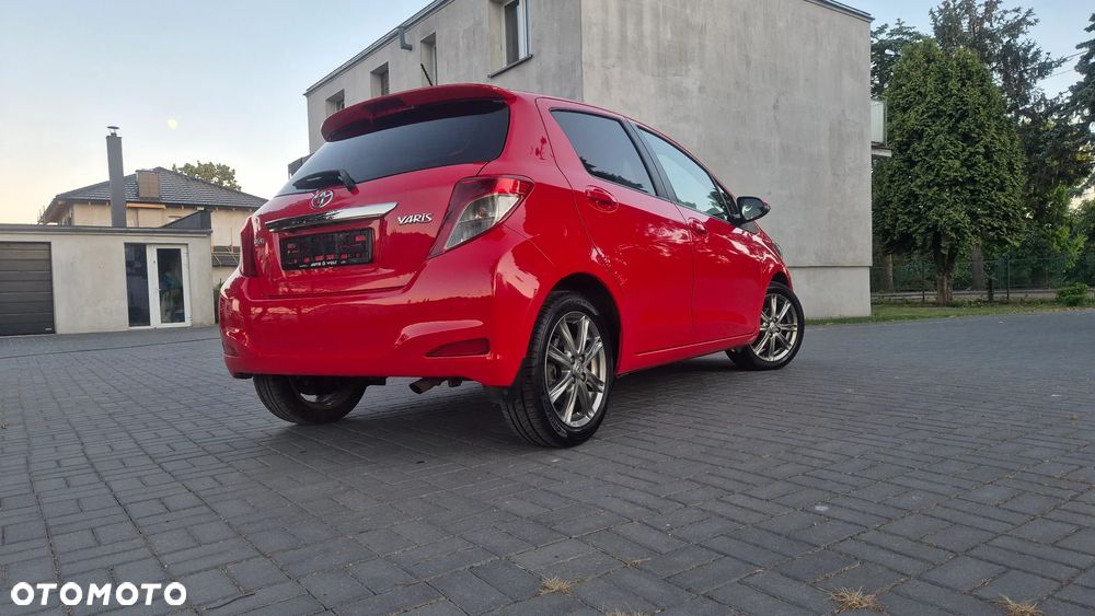 Toyota Yaris 1.33 VVT-i Club - 33
