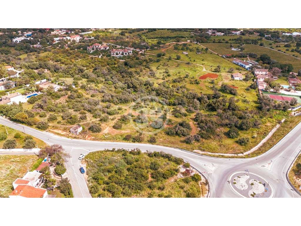Terreno com grande potencial de construção em estrada de Quarteira ... - Grande imagem: 4/7