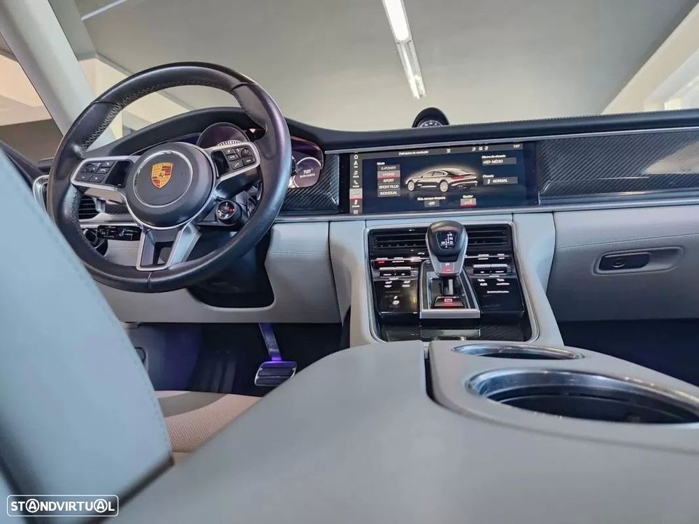 Porsche Panamera 4 E-Hybrid Platinum Edition - 22