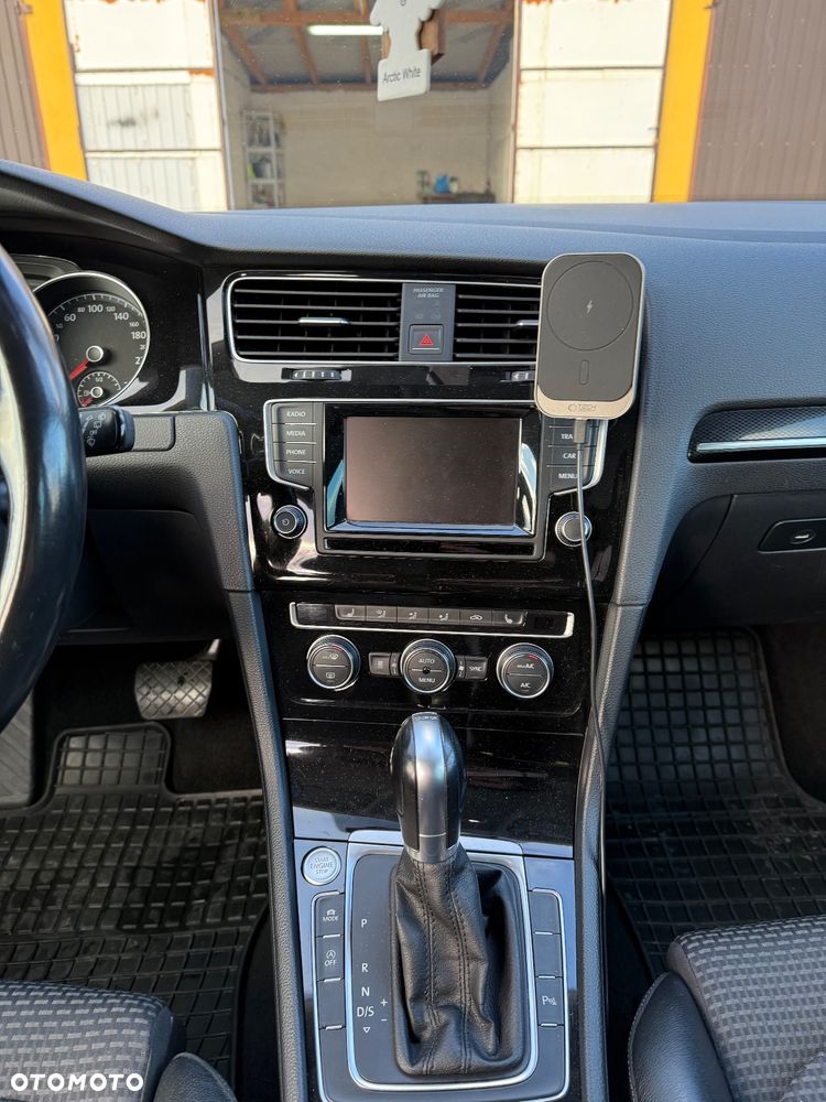 Volkswagen Golf 2.0 TDI SCR DSG Highline - 11