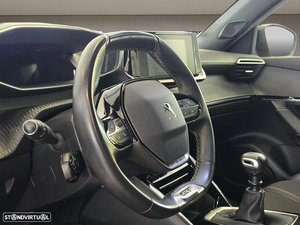 Peugeot 2008 1.2 PureTech GT Line - 11