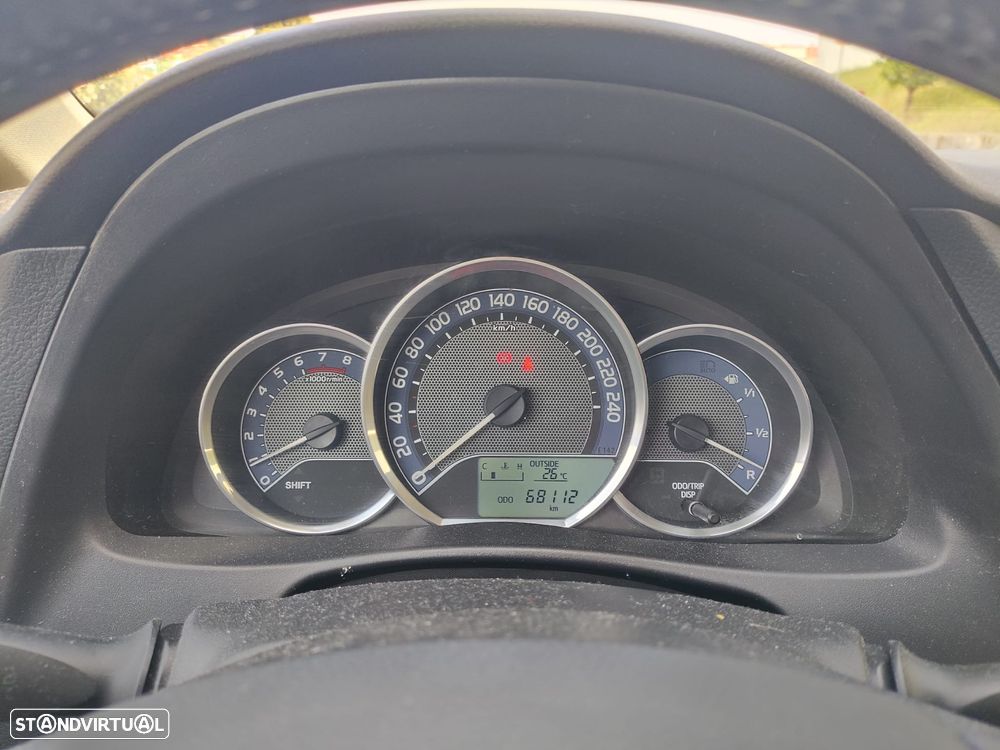 Toyota Auris 1.33 VVT-i Comfort+J16 - 10