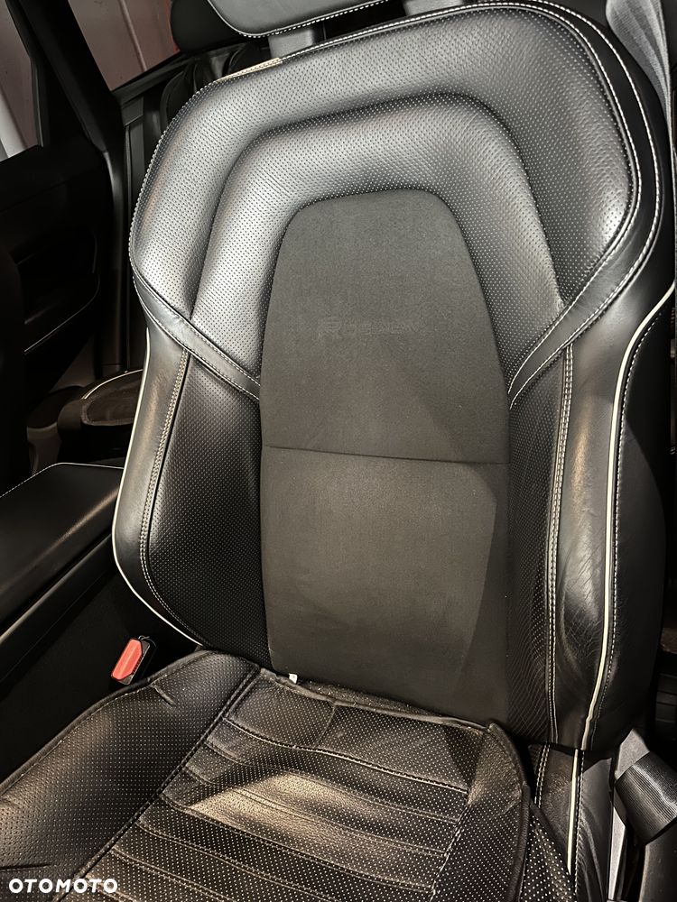 Volvo XC 60 T5 AWD R-Design - 6
