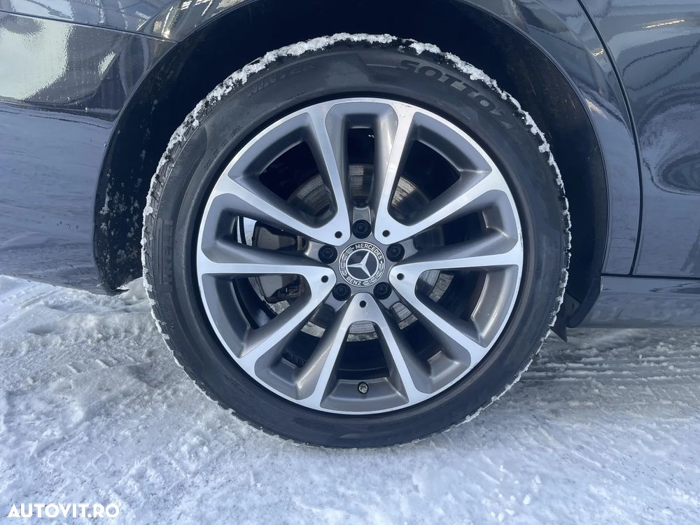 Mercedes-Benz E 200 9G-TRONIC - 24