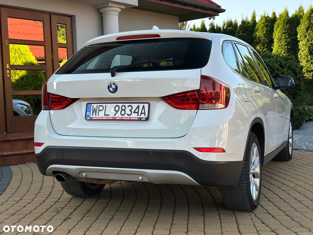 BMW X1 sDrive18i xLine - 27