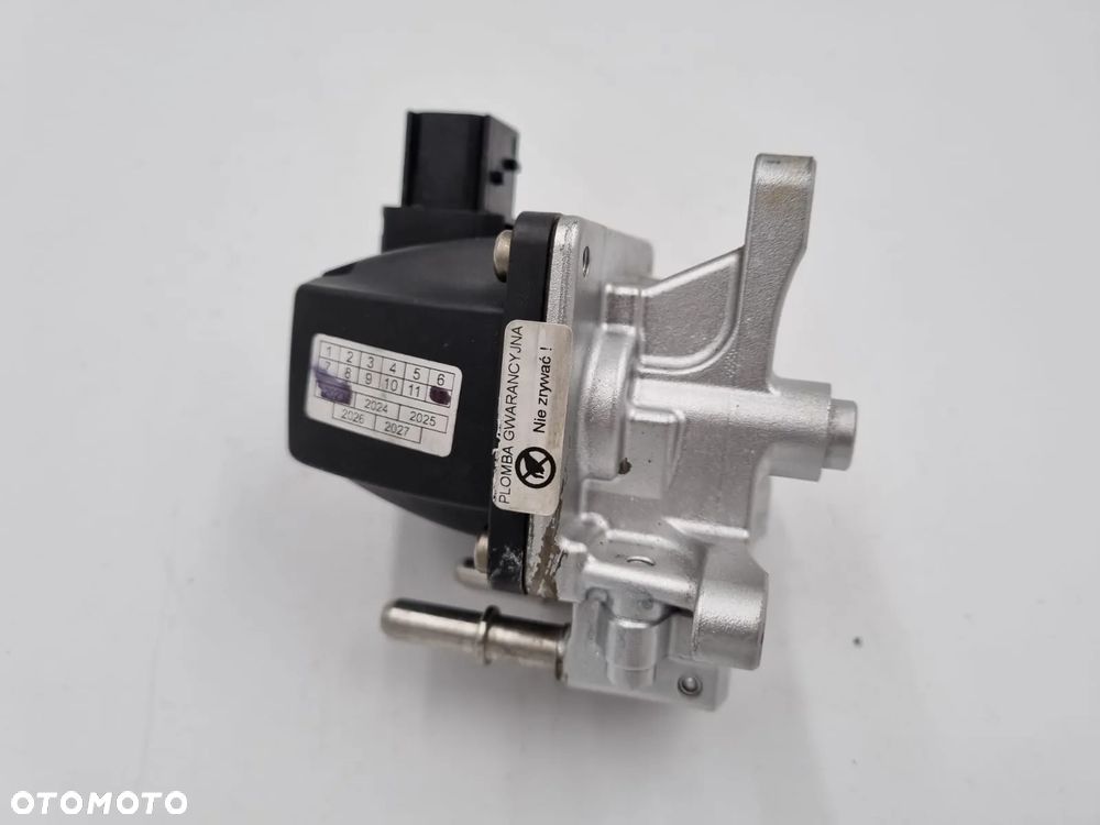 REGENEROWANY DOZOWNIK ADBLUE MERCEDES ACTROS AXOR E6 - 1