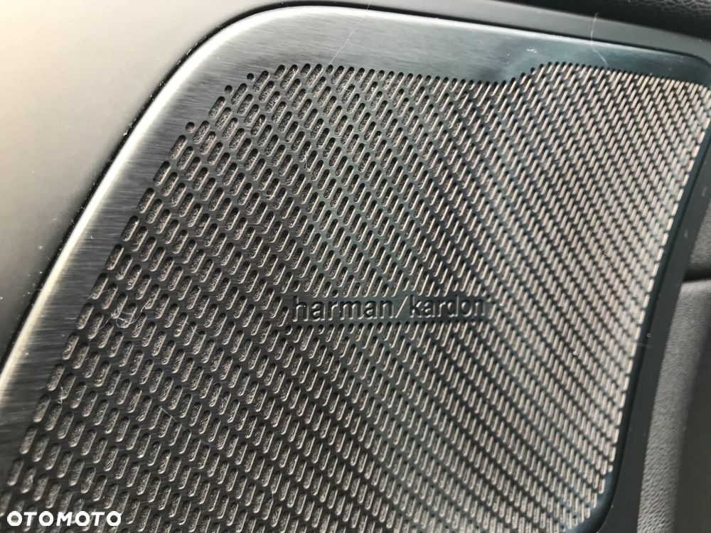 Volvo XC 60 T4 R-Design - 36