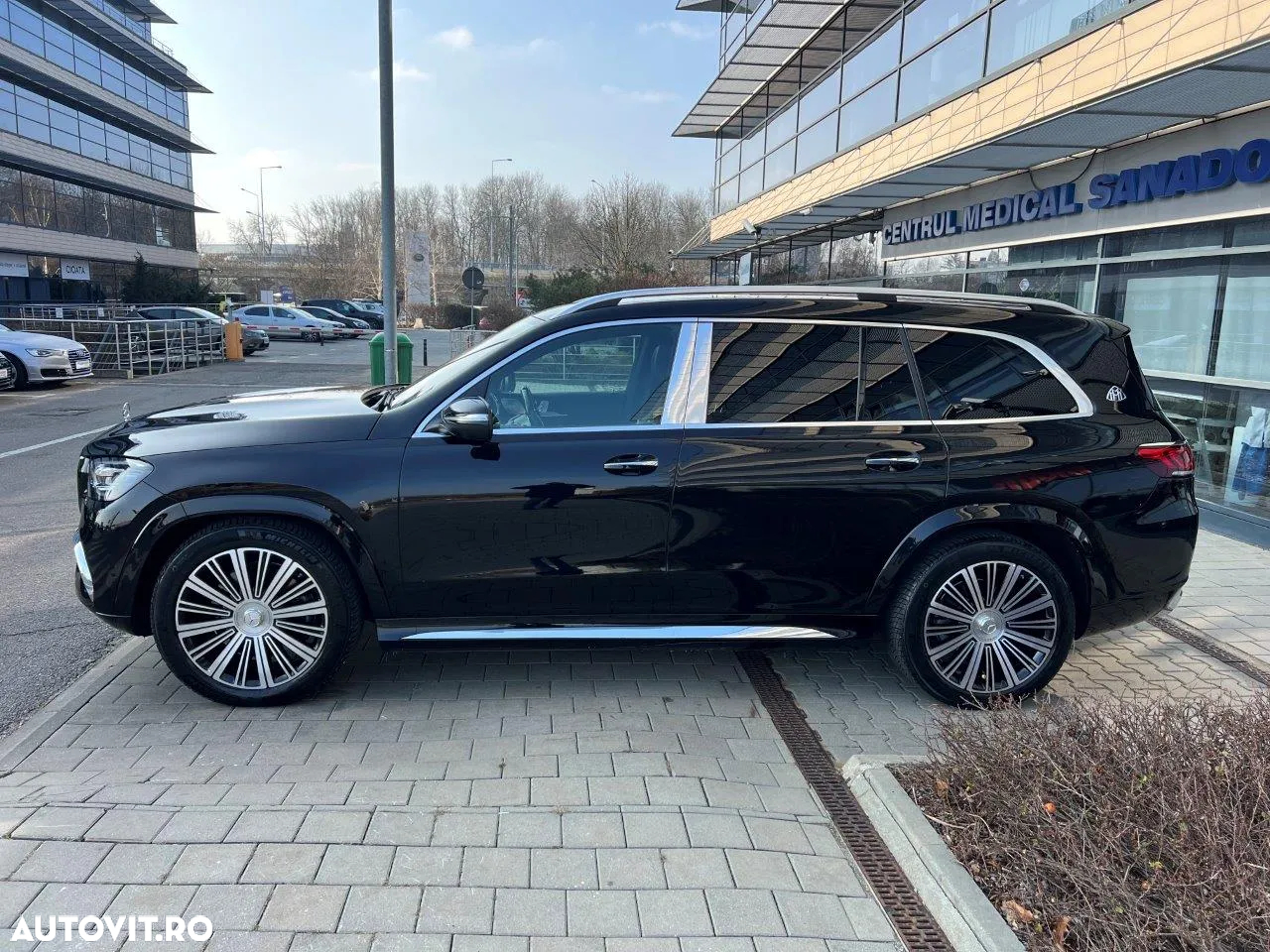 Mercedes-Benz GLS Maybach 600 4Matic 9G-TRONIC - 4