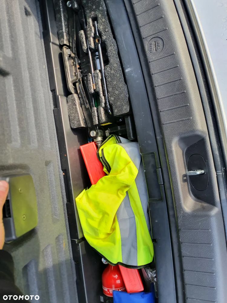 Hyundai Santa Fe 2.0 CRDi Style - 11