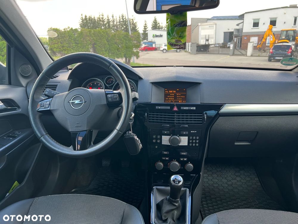 Opel Astra 1.6 Edition Sport - 11