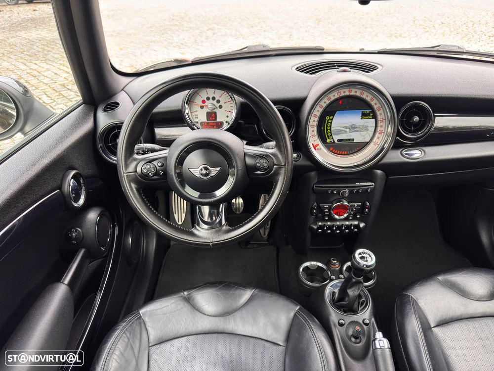 MINI 3 Portas Cooper SD - 15