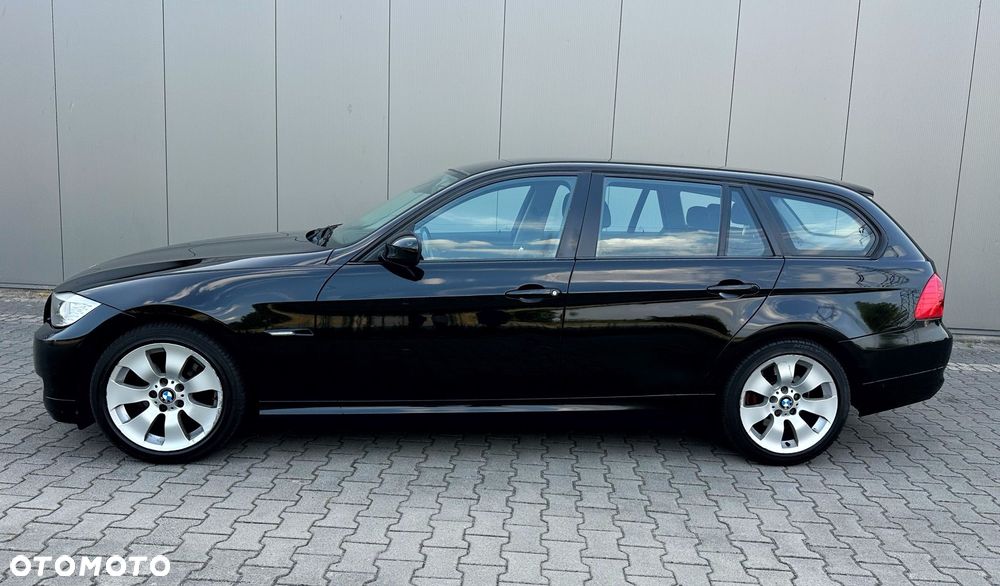 BMW Seria 3 318i - 5