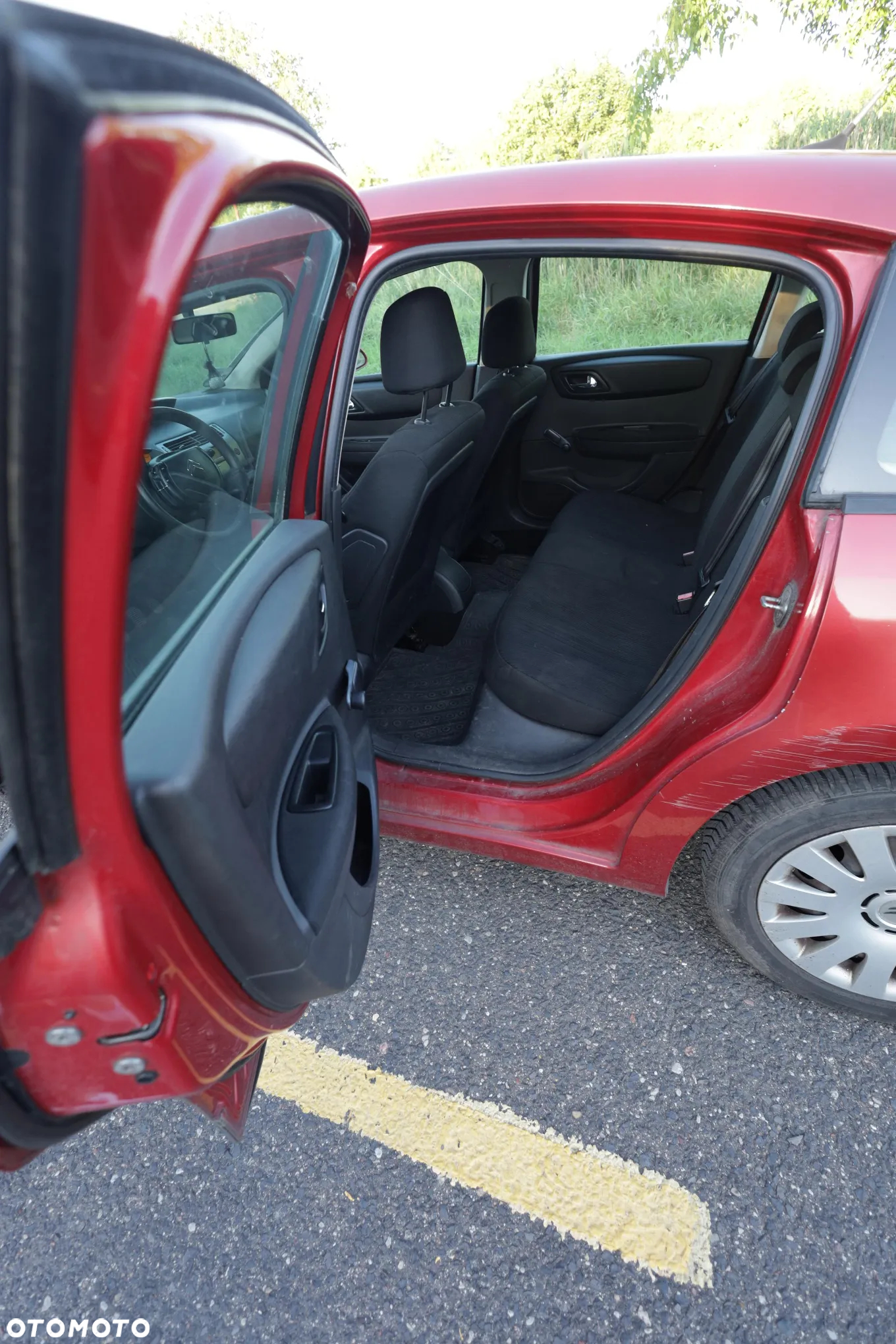 Citroën C4 1.6 16V Confort - 9