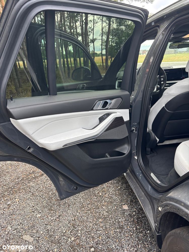 BMW X5 xDrive50e - 36