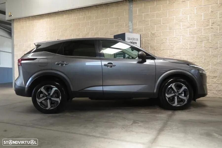 Nissan Qashqai 1.3 DIG-T N-Connecta LED Xtronic — fotografia 32