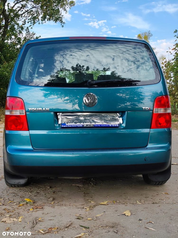 Volkswagen Touran - 7