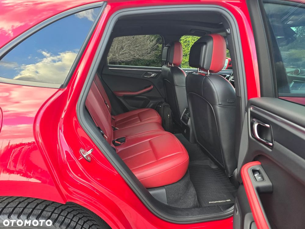 Porsche Macan - 21