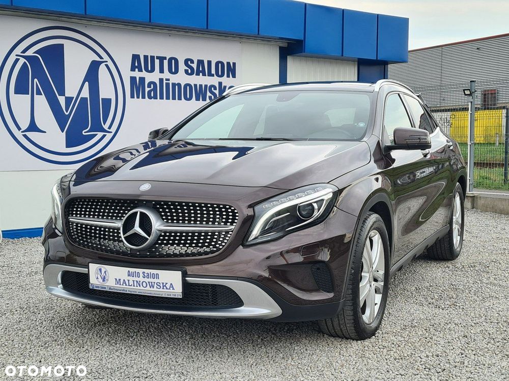 Mercedes-Benz GLA 200 Style - 9