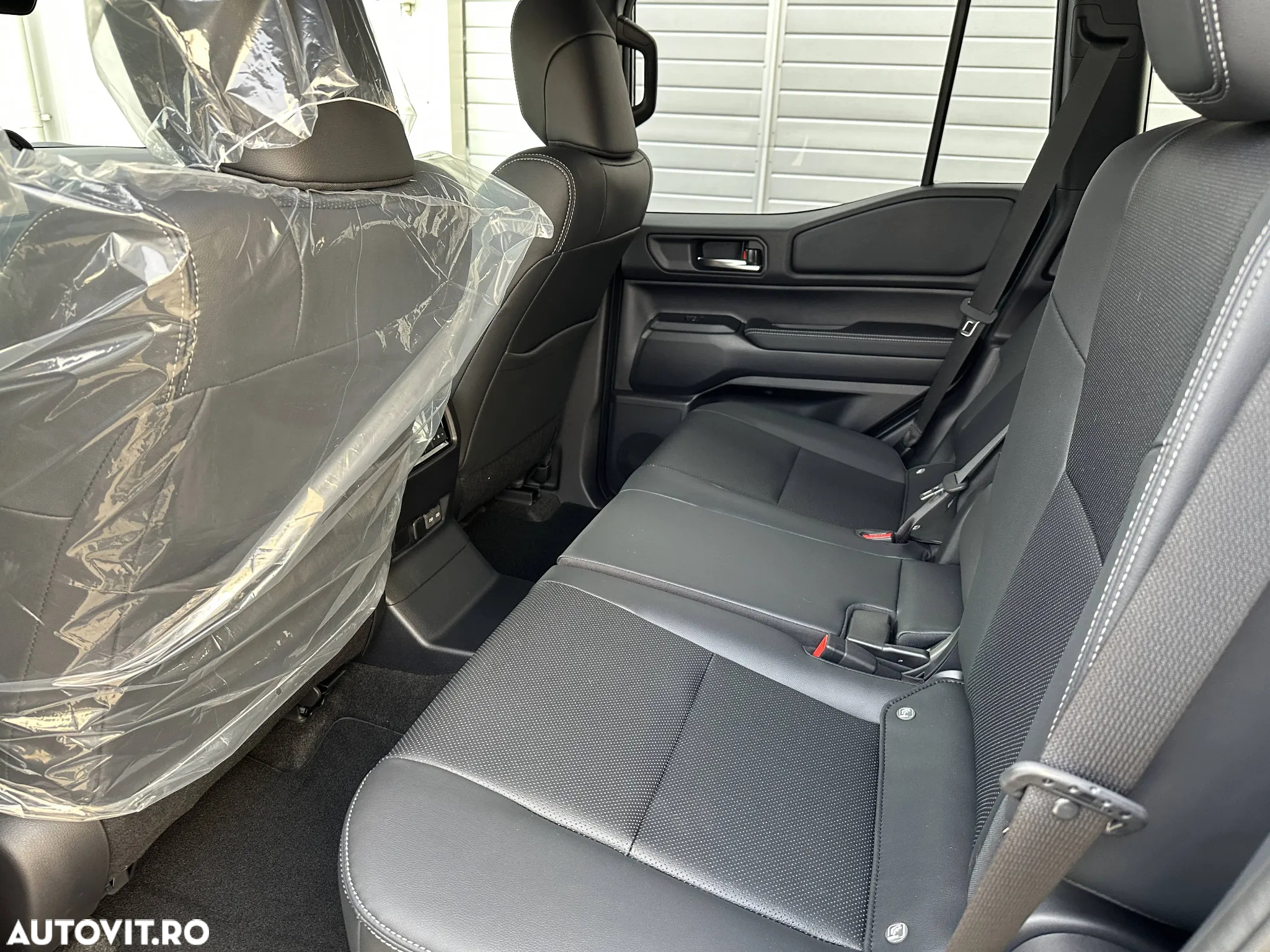 Toyota Land Cruiser 250 2.8l D-4D 204 CP A/T 7 locuri Executive - 14