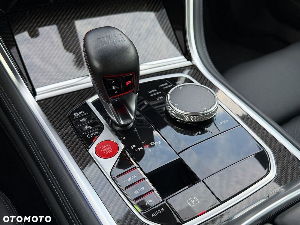 BMW M8 Competition - 16