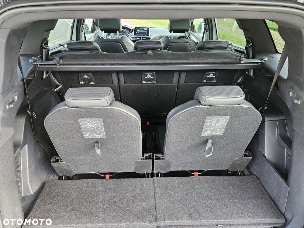 Peugeot 5008 - 23